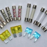 自恢復(fù)保險(xiǎn)絲有哪些封裝？封裝的作用是什么？